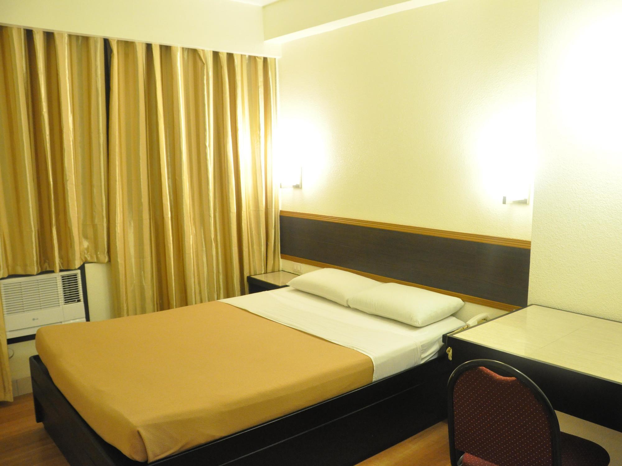 Iloilo Midtown Hotel Exterior foto